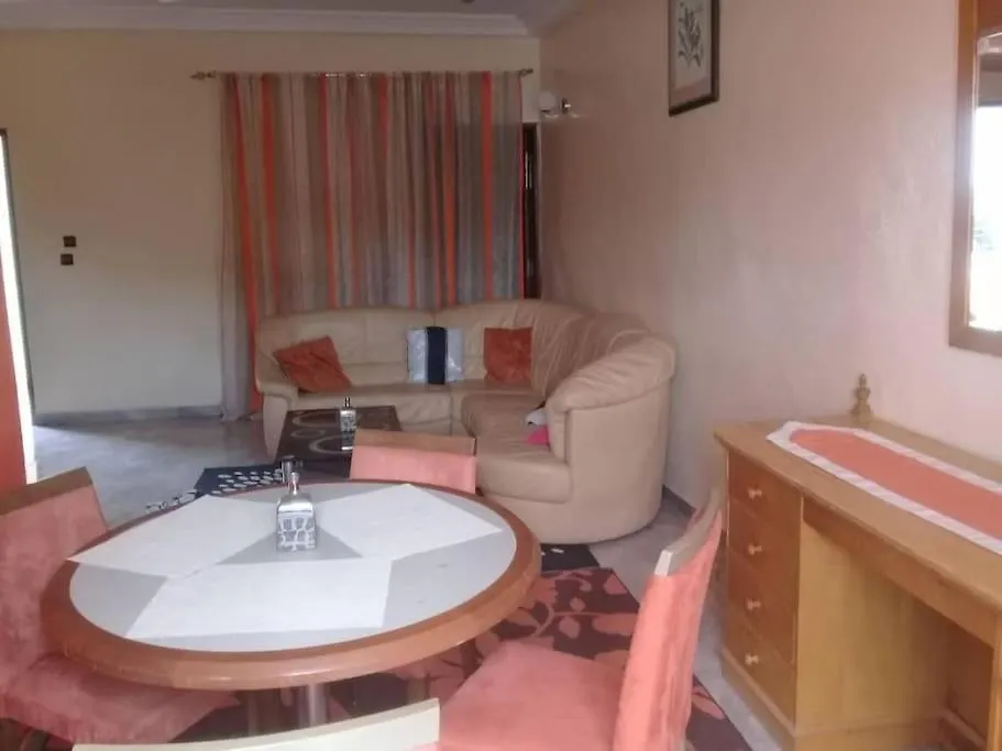 Apartment Studio Meuble 2Eme Etage Sud Foire Gy-199 Dakar Senegal