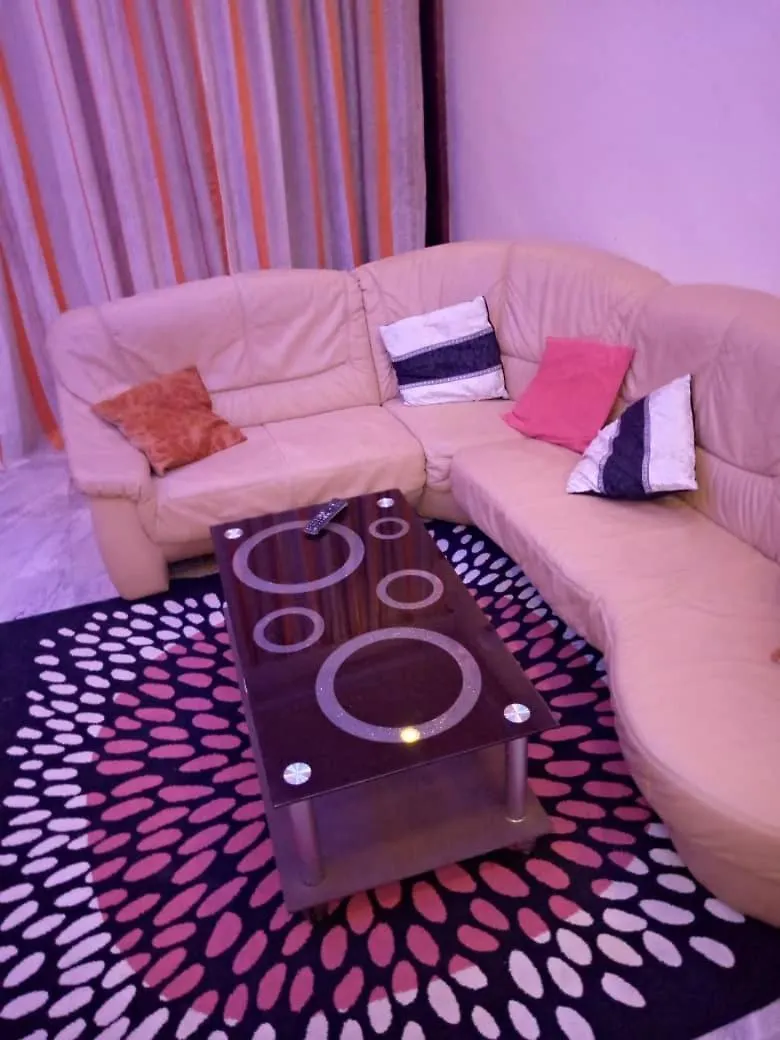 Apartment Studio Meuble 2Eme Etage Sud Foire Gy-199 Dakar